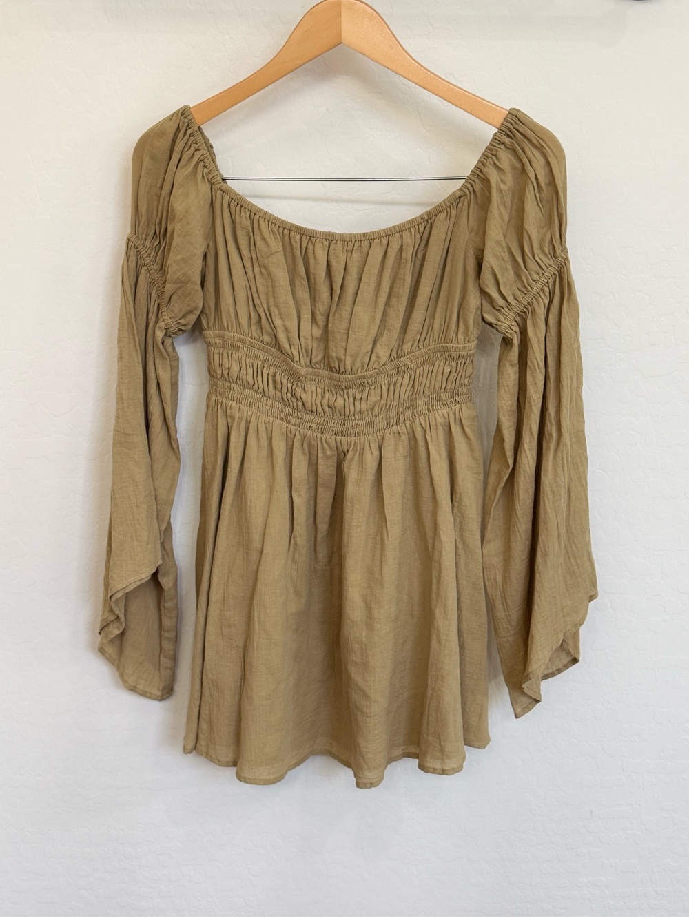 House of Harlow 1960 Smocked Off-The-Shoulder Peasant Mini Dress Beige Medium